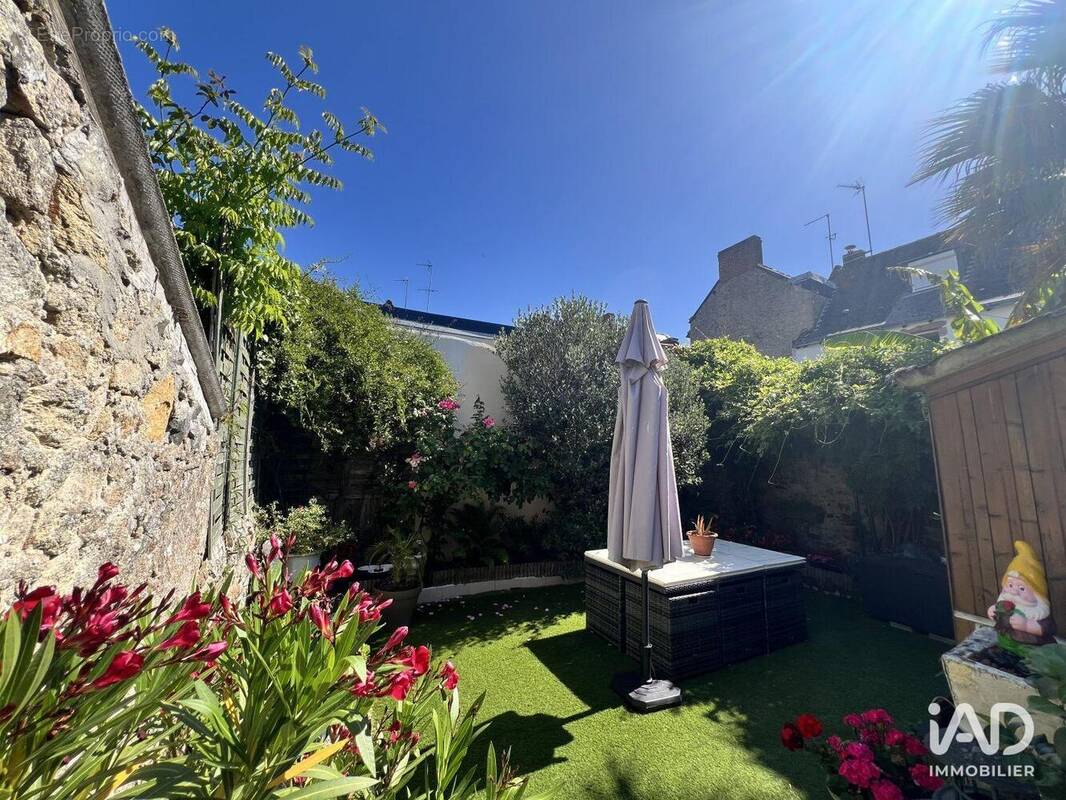 Photo 1 - Maison à LE POULIGUEN