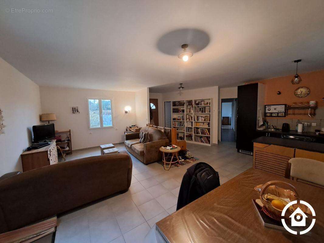 Maison à SAINTE-SEVERE