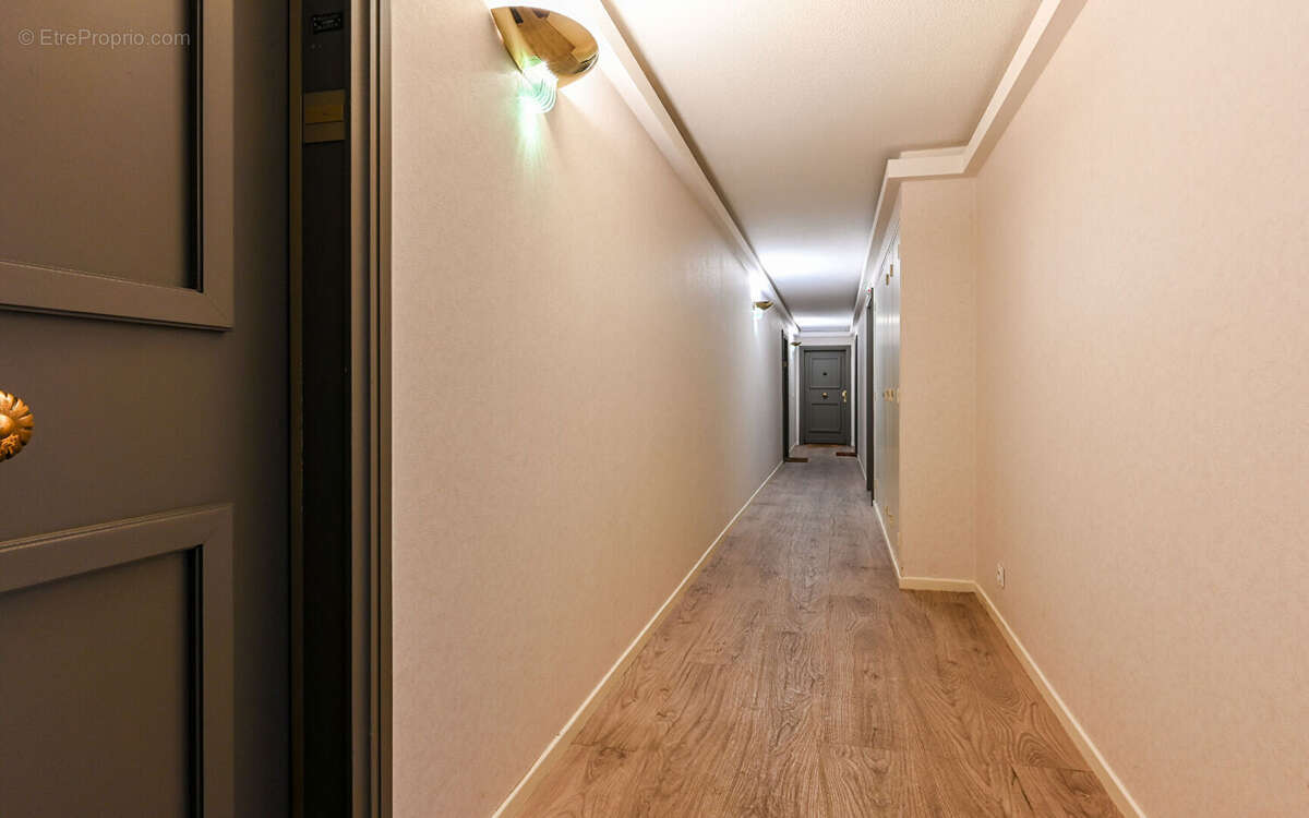 Appartement à LYON-6E