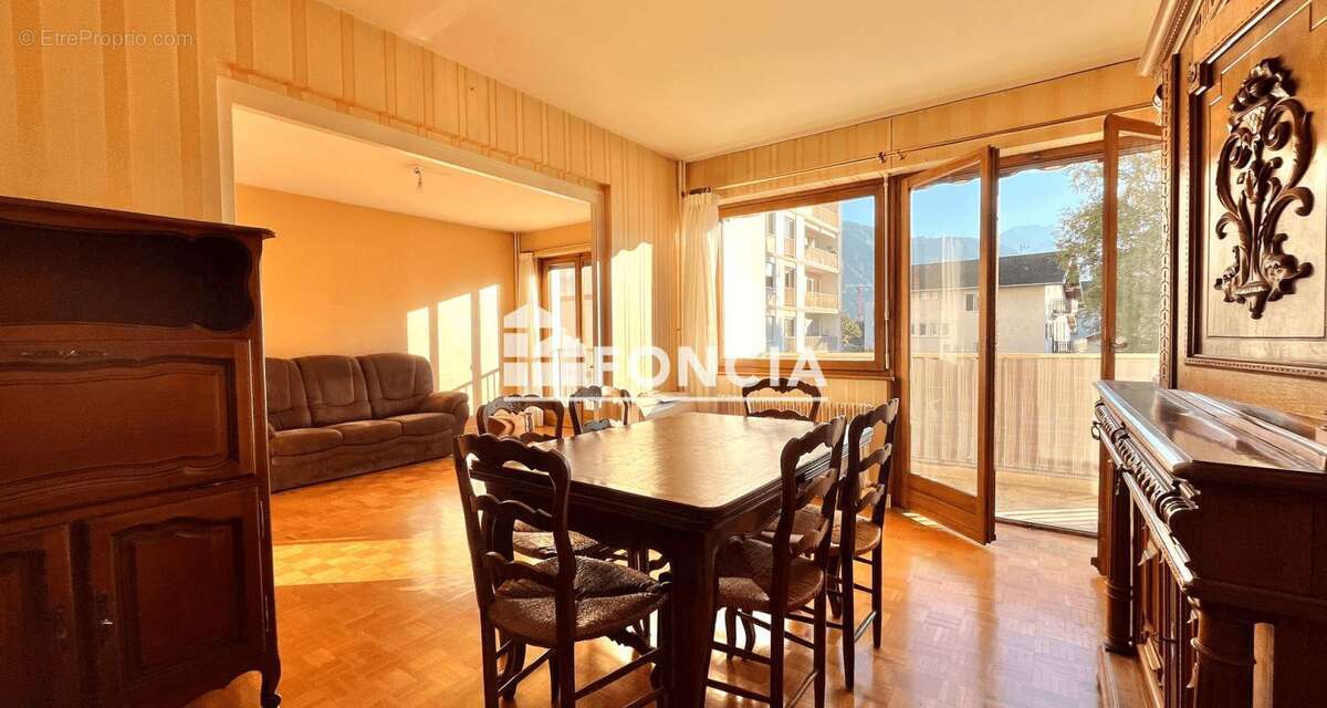 Appartement à BONNEVILLE