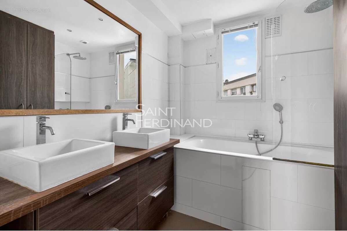 Appartement à PARIS-13E