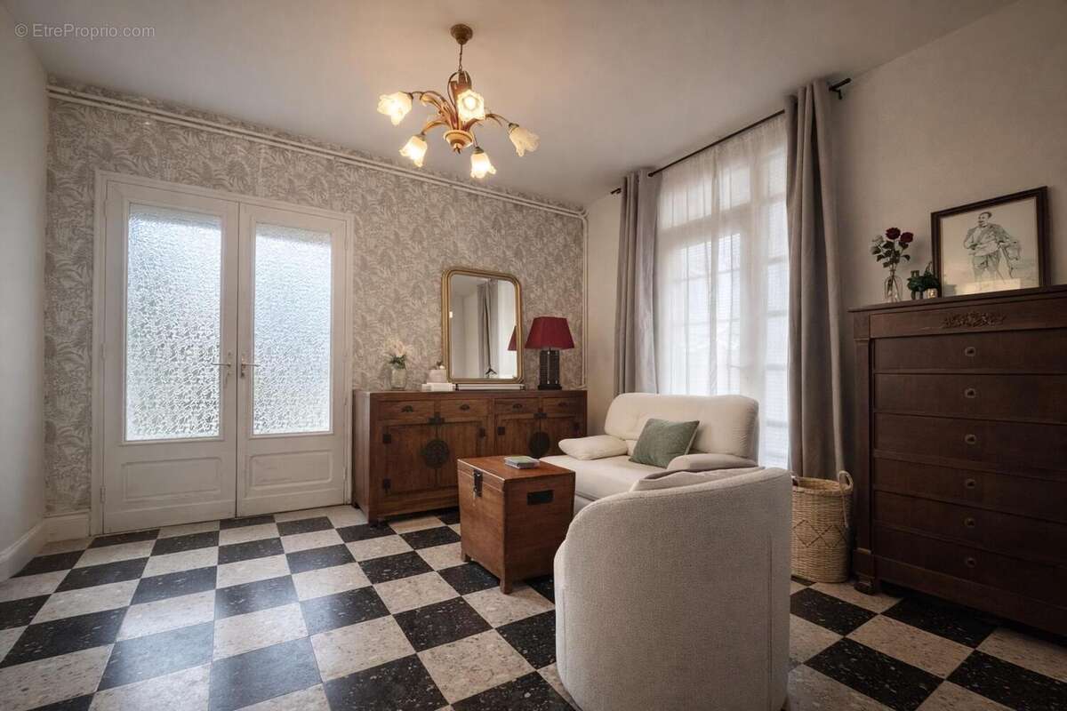 Maison 142 m² à Fresnay-Sur-Sarthe  - photo 2