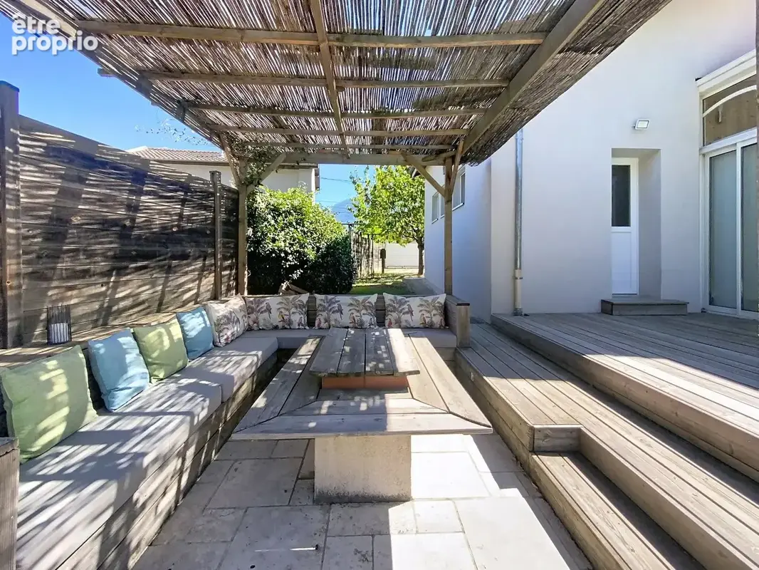 VILLA avec piscine - VIF - photo 3