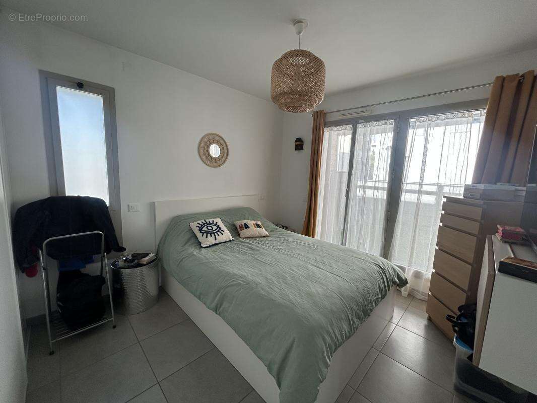 Appartement à MARSEILLE-3E