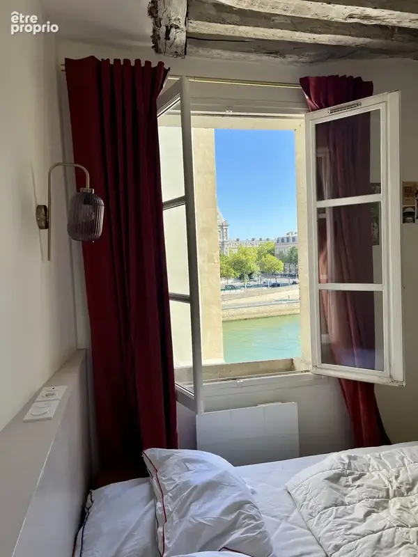 2 pièces 36 m2 en angle vue Seine - Ile de la Cité - Notre Dame Paris 04 - photo 7