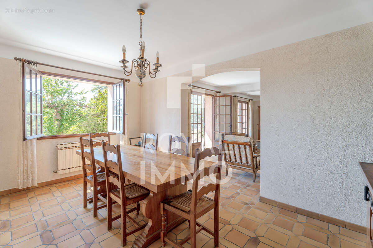 Maison dans l'un des secteurs les plus prisés de La Garde - photo 4