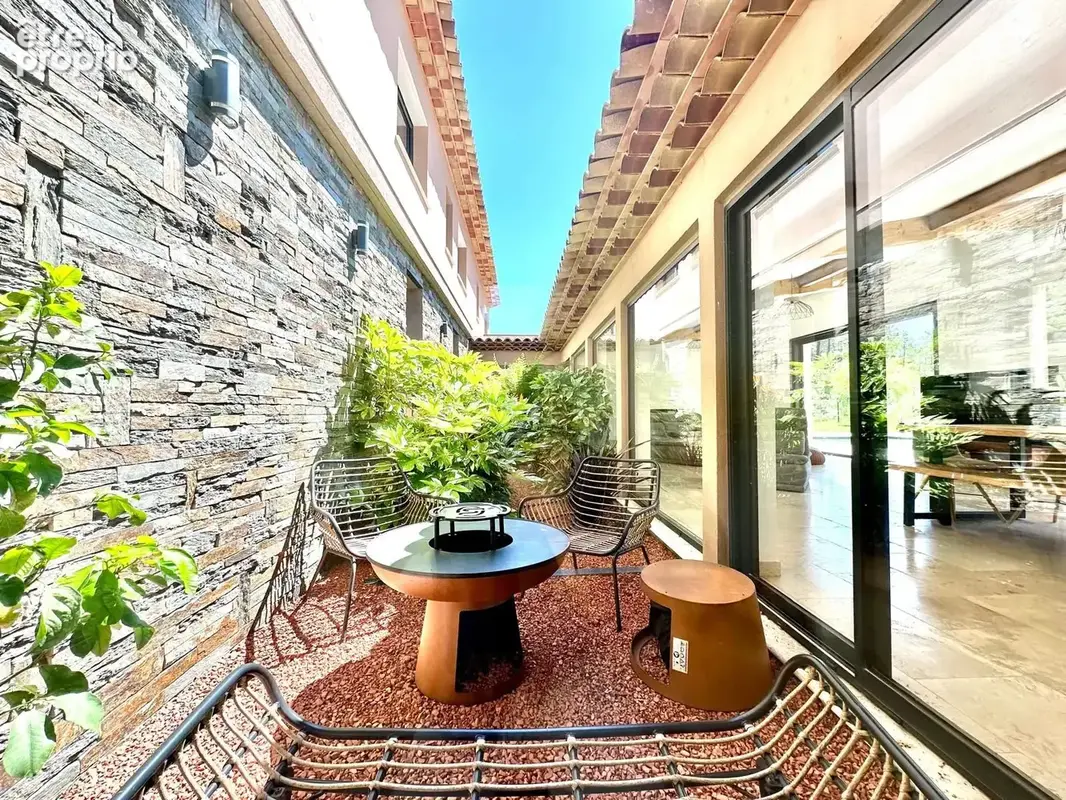 Maison 8 pièces 290 m² à vendre à Bagnols-En-Foret (83600) - photo 7
