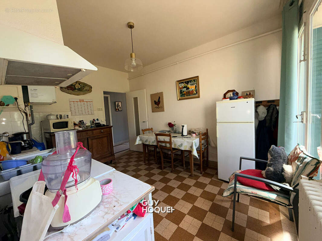 Maison à CHAROLLES