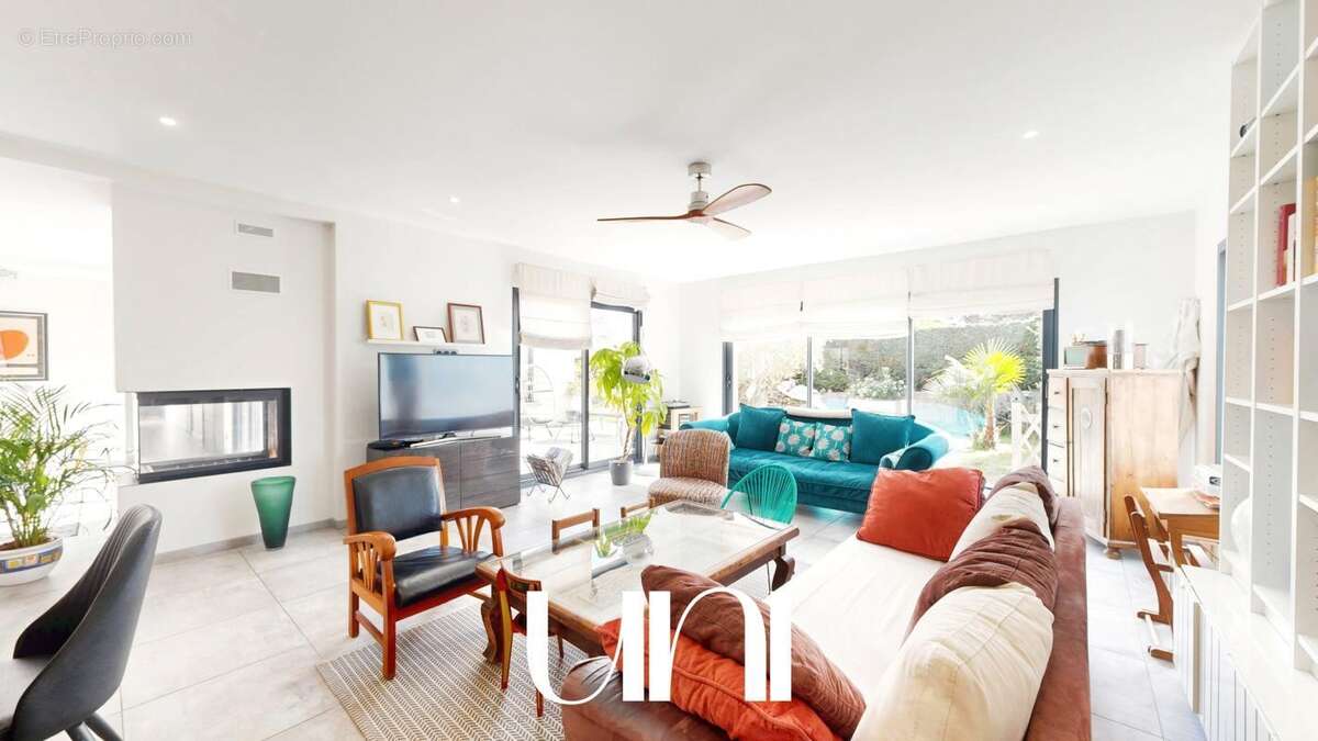 Maison à BIEVILLE-BEUVILLE