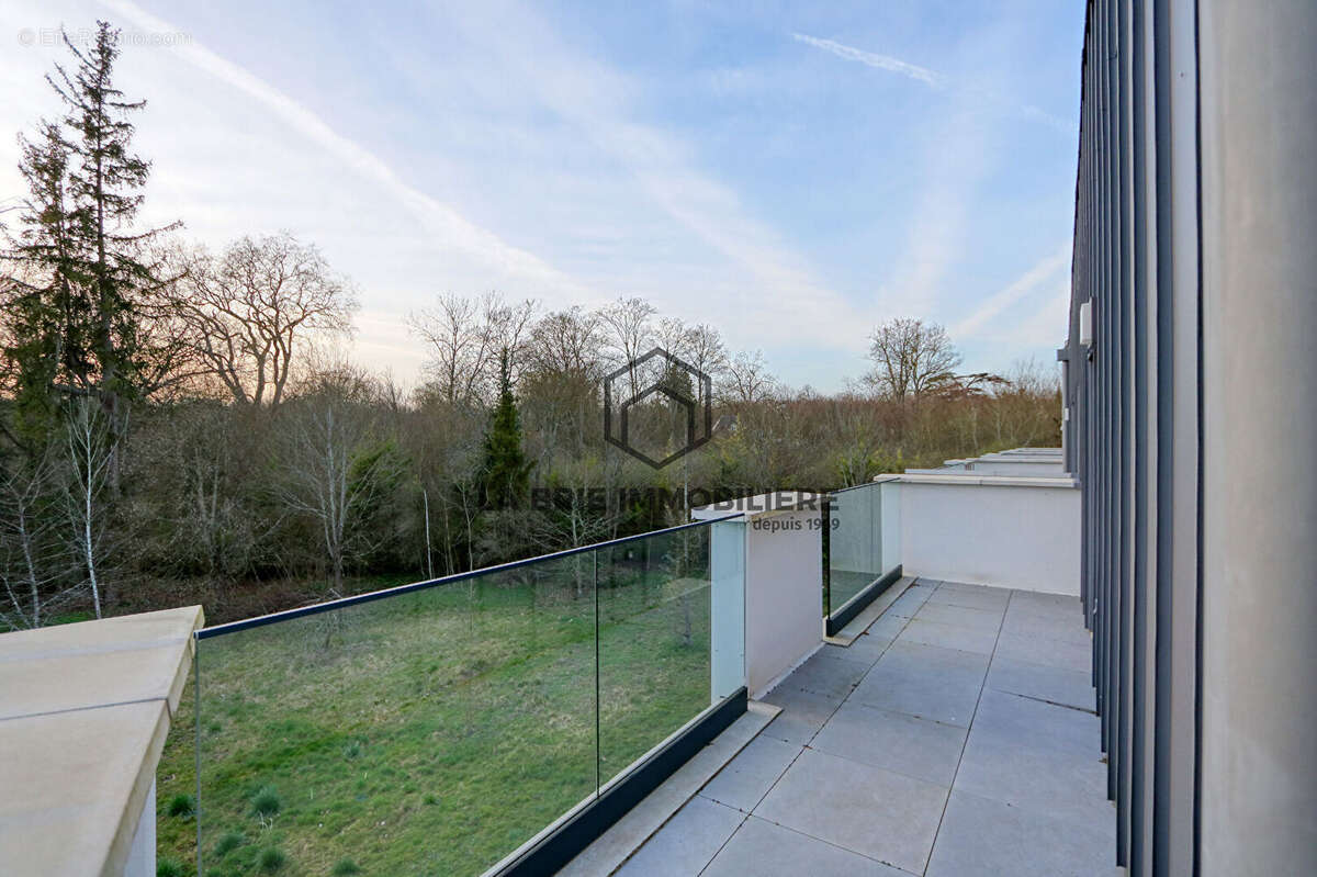 Appartement à RUBELLES