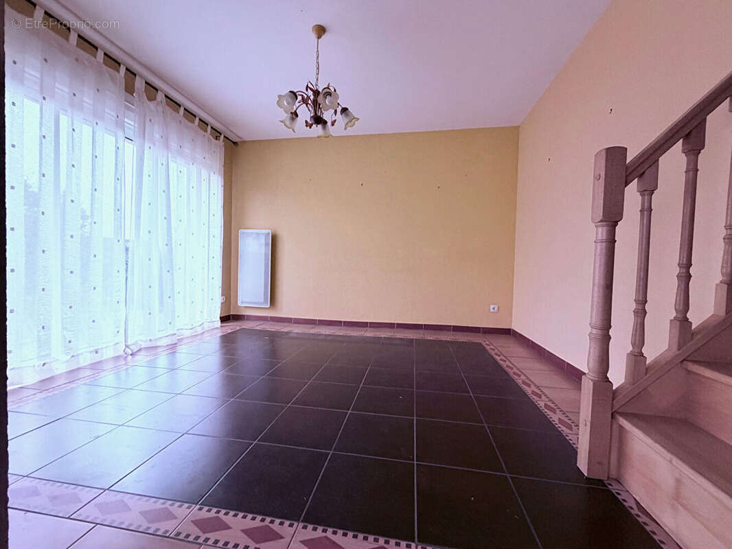 Maison à BEAUMONT-SUR-SARTHE