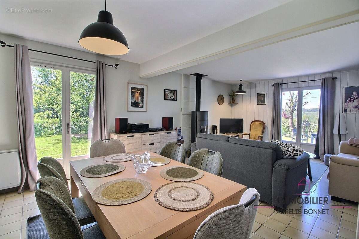 Maison à PONT-L'EVEQUE