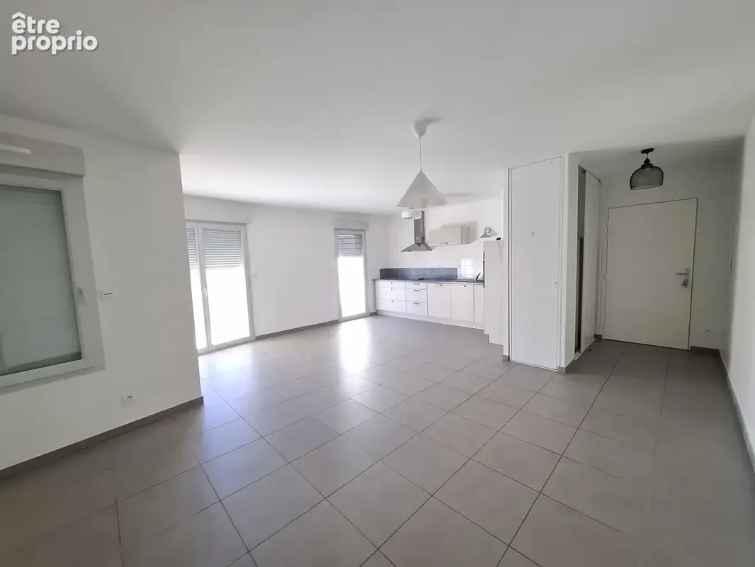 Appartement T4 lumineux avec terrasse et garage   Centre de Quincieux - photo 6