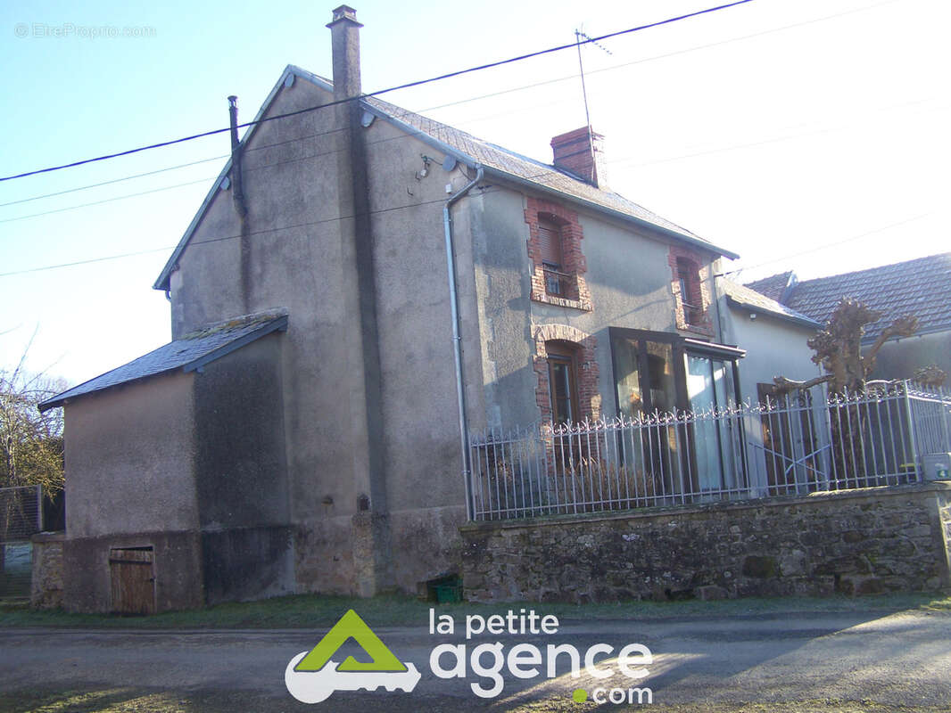 Maison à LA SOUTERRAINE