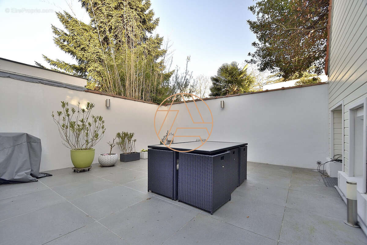 Maison à SAINT-MAUR-DES-FOSSES