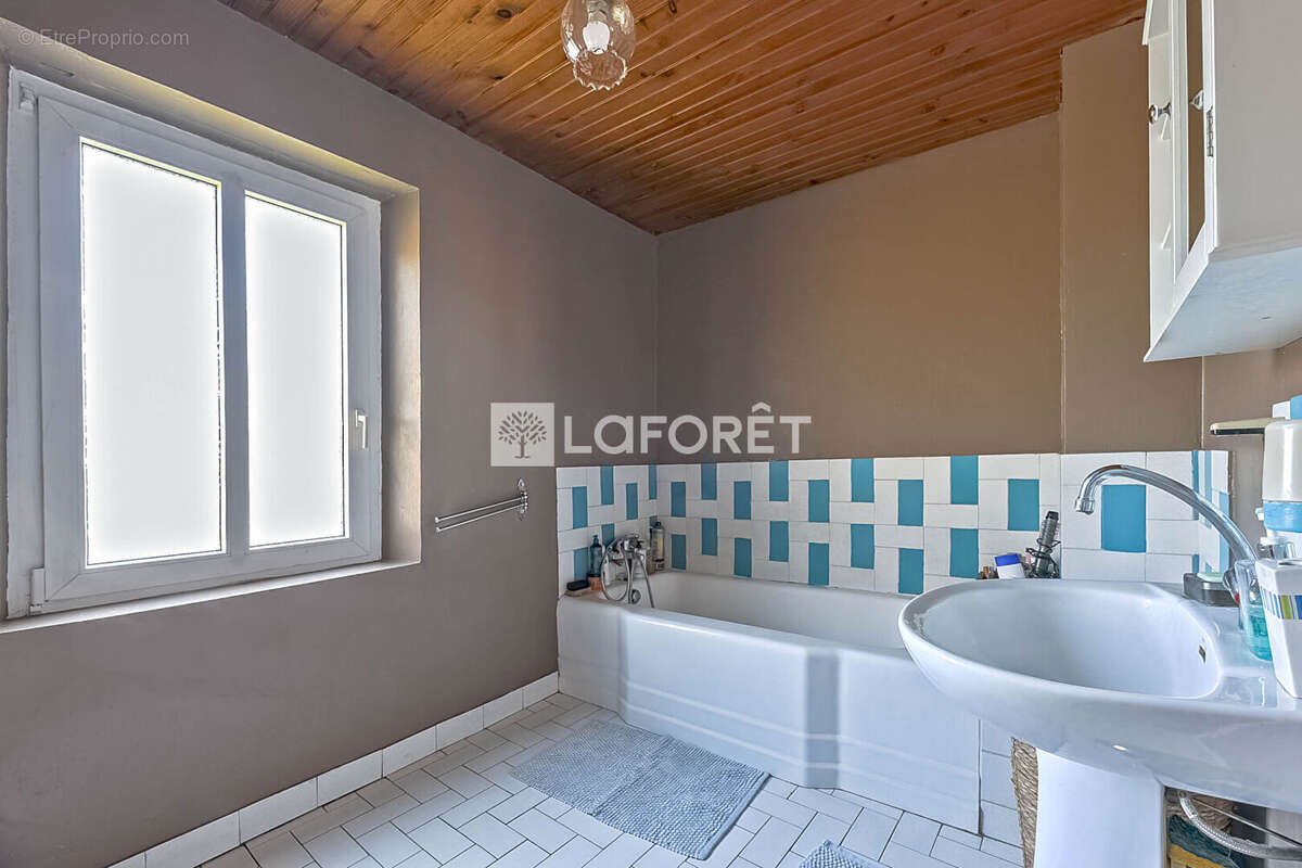 Maison Viarmes 8 pièces - photo 7