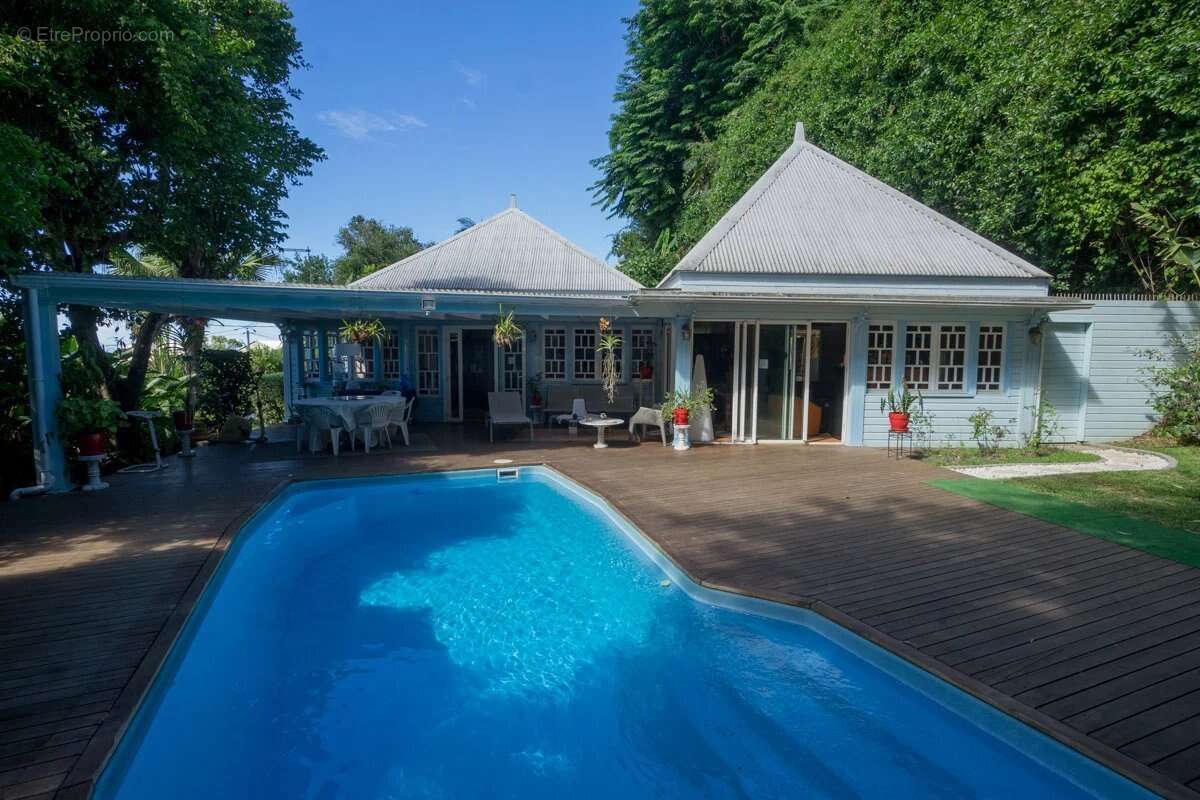 Maison à SAINT-DENIS