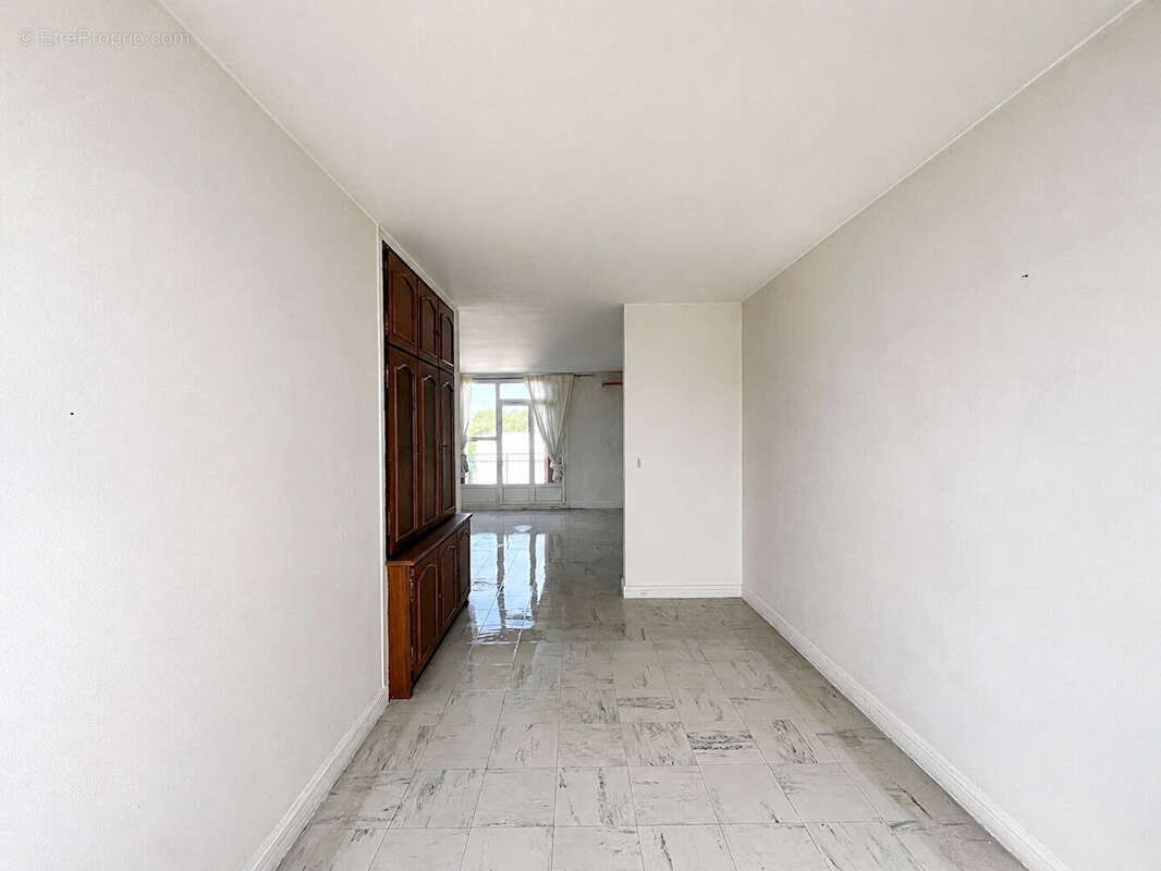 Appartement à ROSNY-SOUS-BOIS