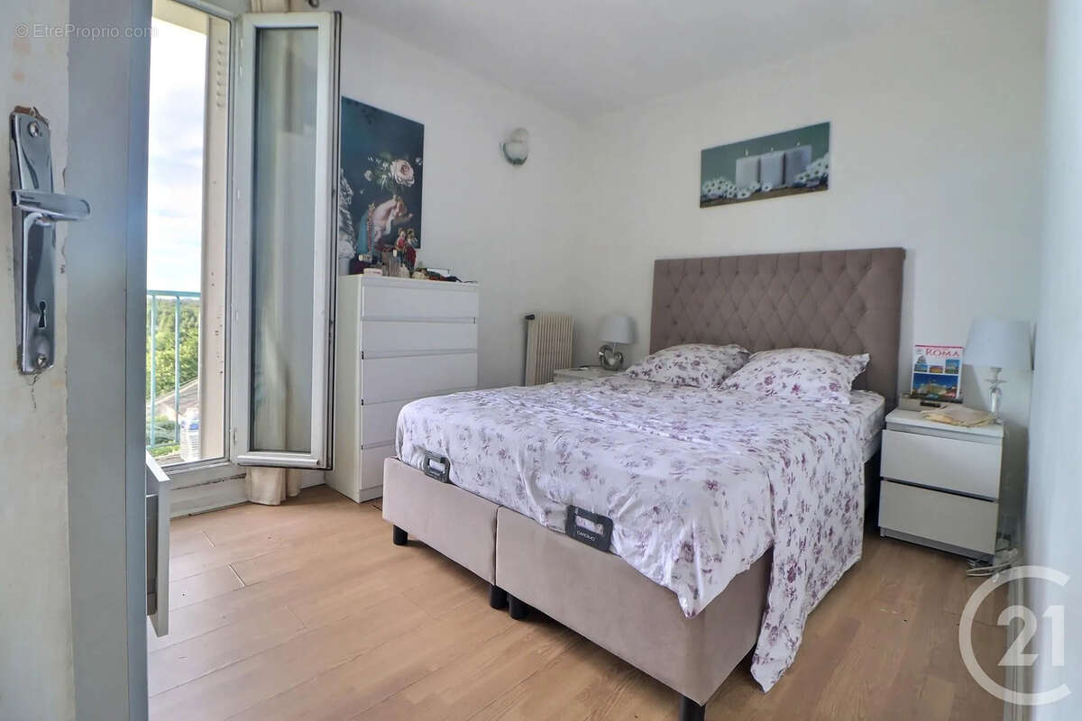 Appartement 62 m² à Aulnay-Sous-Bois  - photo 5