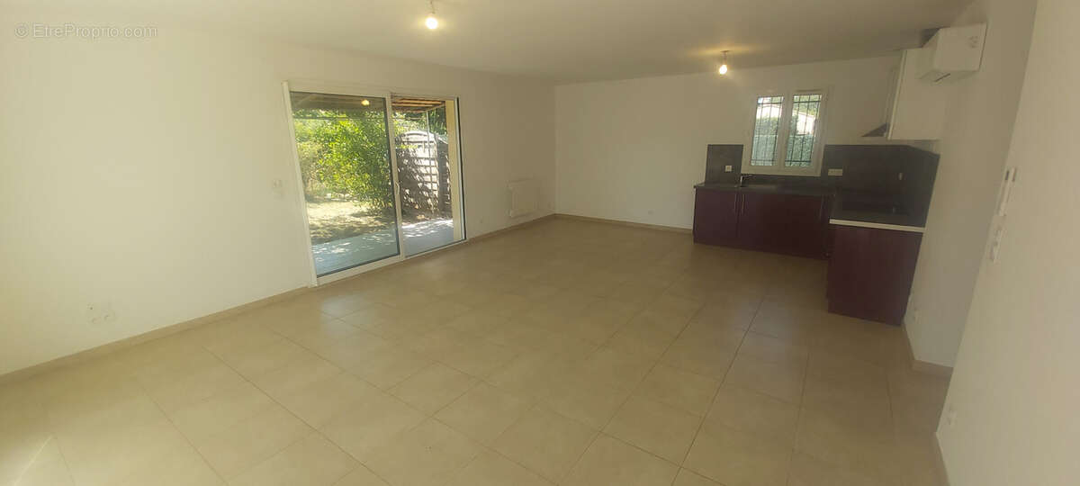 Maison à L&#039;ESCALE