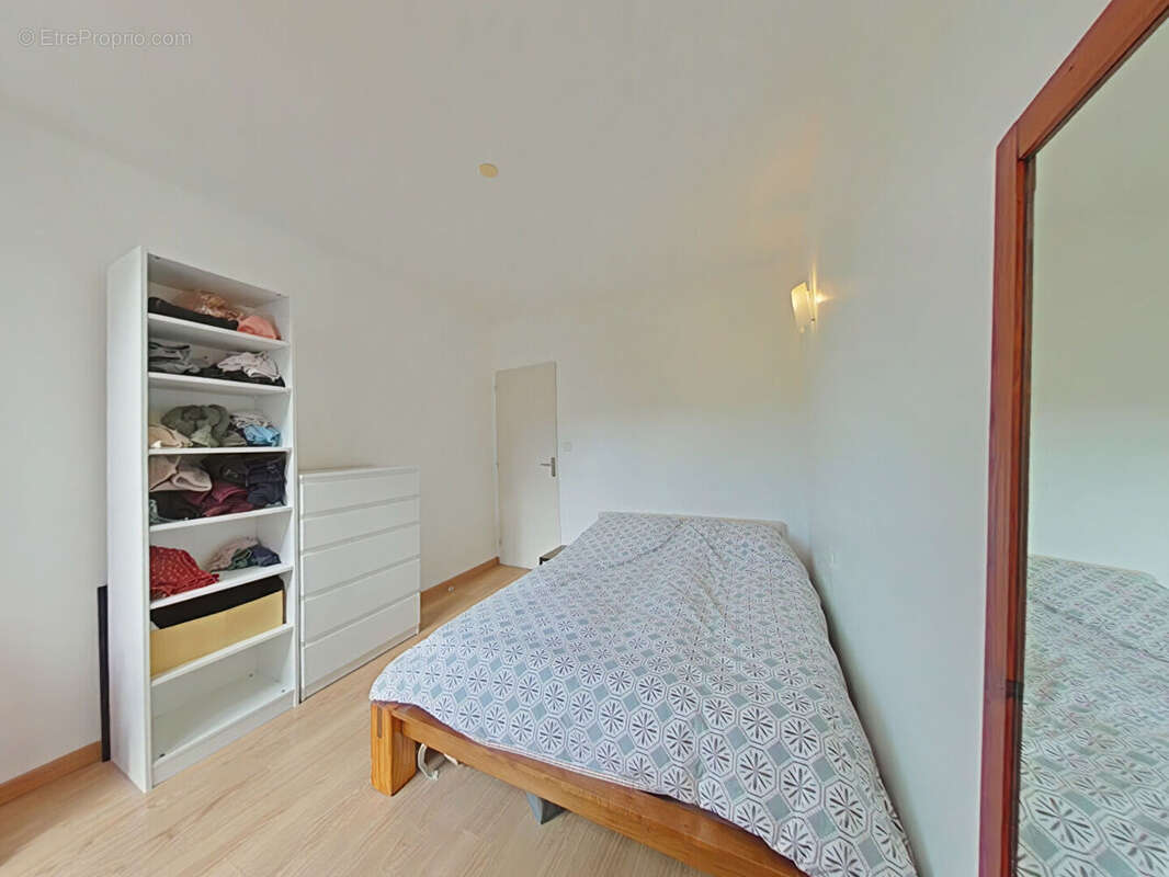 Appartement à FONTENAY-LE-FLEURY