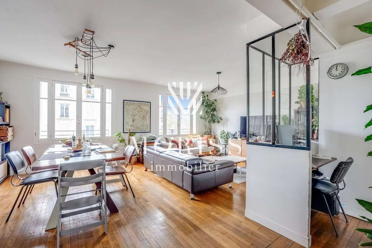 Appartement à CHARENTON-LE-PONT
