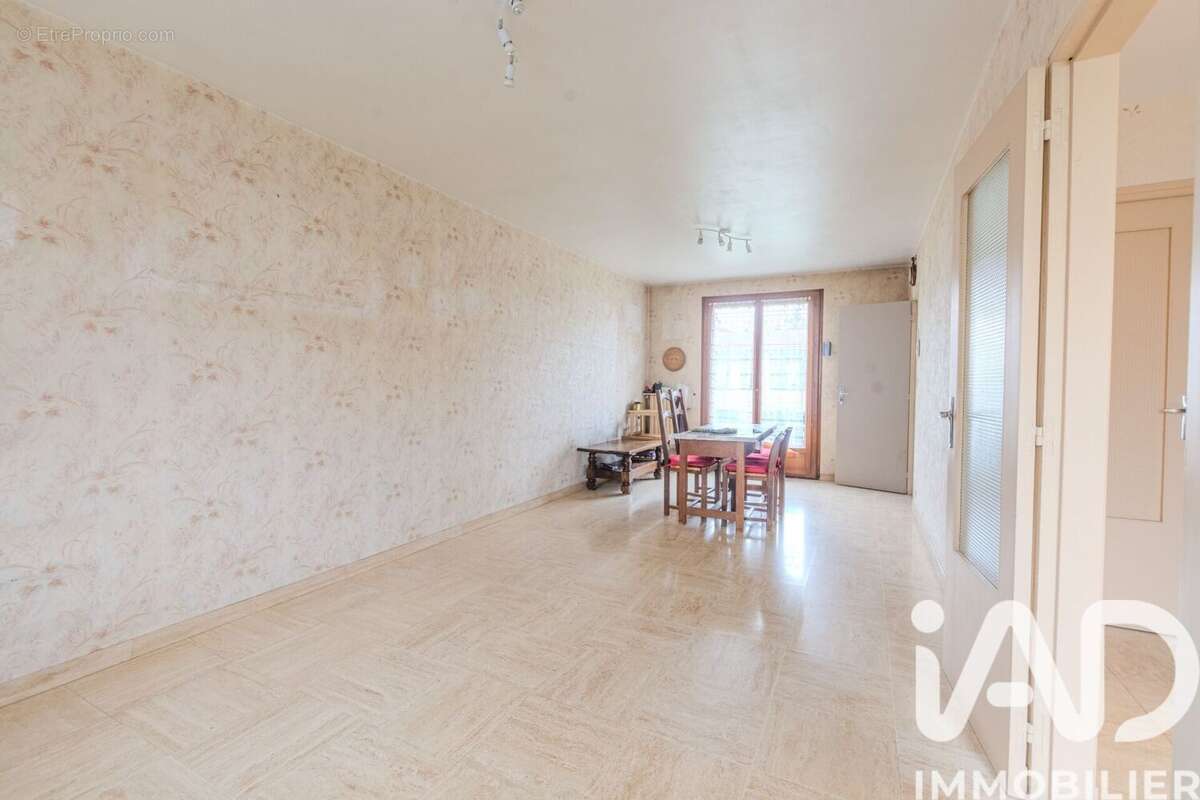 Photo 2 - Maison à CHOISY-LE-ROI