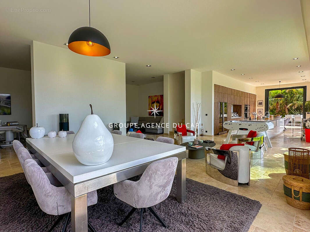 Appartement à LES ISSAMBRES