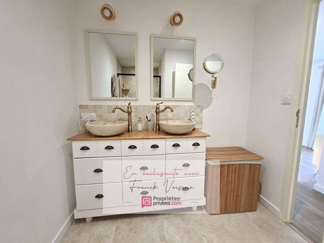 A VENDRE en Exclusivité aux Châtelliers Châteaumur, Sèvremont, maison de 68 m2 avec 1 chambre et 1 bureau sur une parcelle de 34 - photo 6