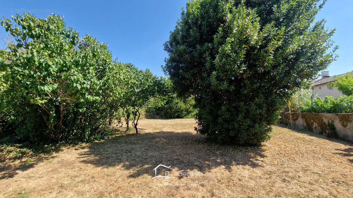 Maison ancienne à rénover entièrement   Beau potentiel d'aménagement - photo 10