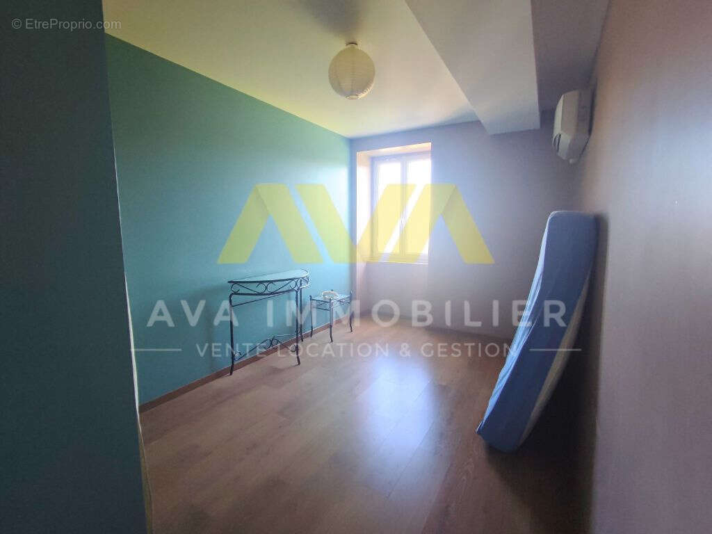 Maison à LAHOURCADE