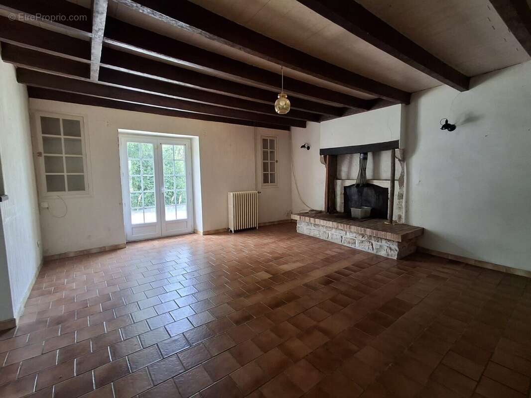 Maison à SAINT-CLAUD