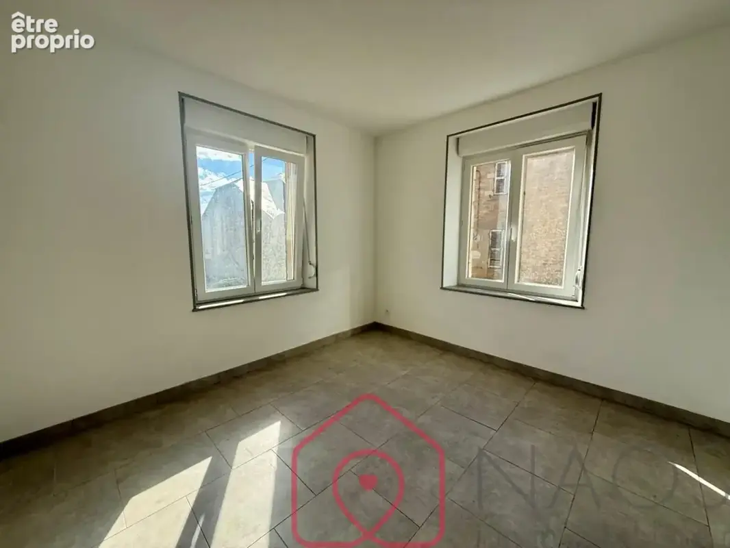 Beaumont-en-argonne  maison familiale avec grange de 110 m²  beau potentiel ! - photo 6