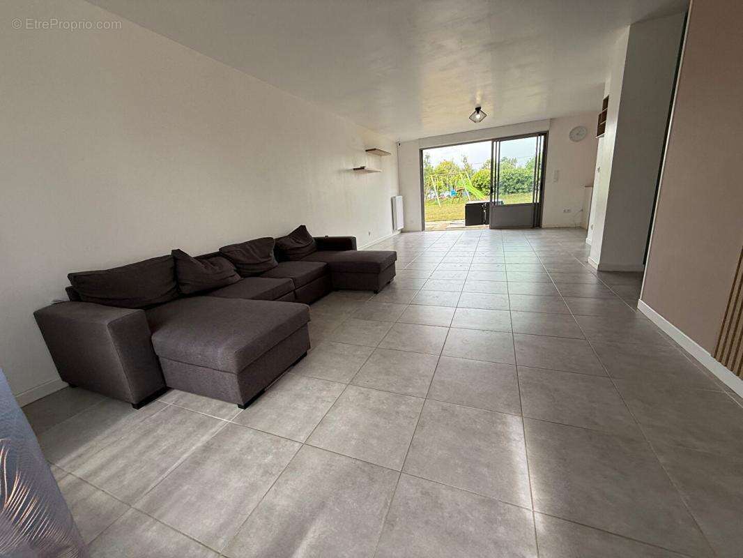 Maison à SEICHES-SUR-LE-LOIR