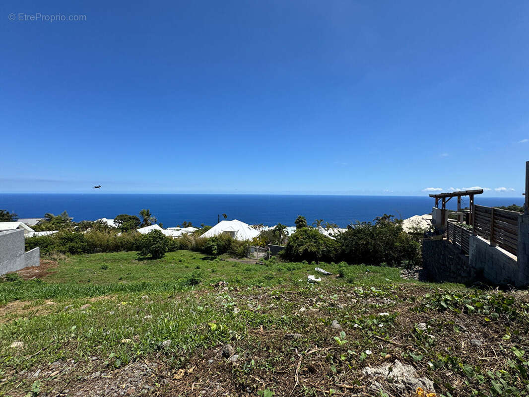 Terrain à SAINT-DENIS