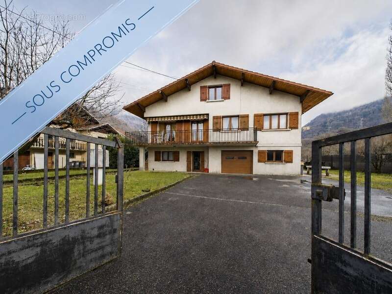 Maison à ALBERTVILLE