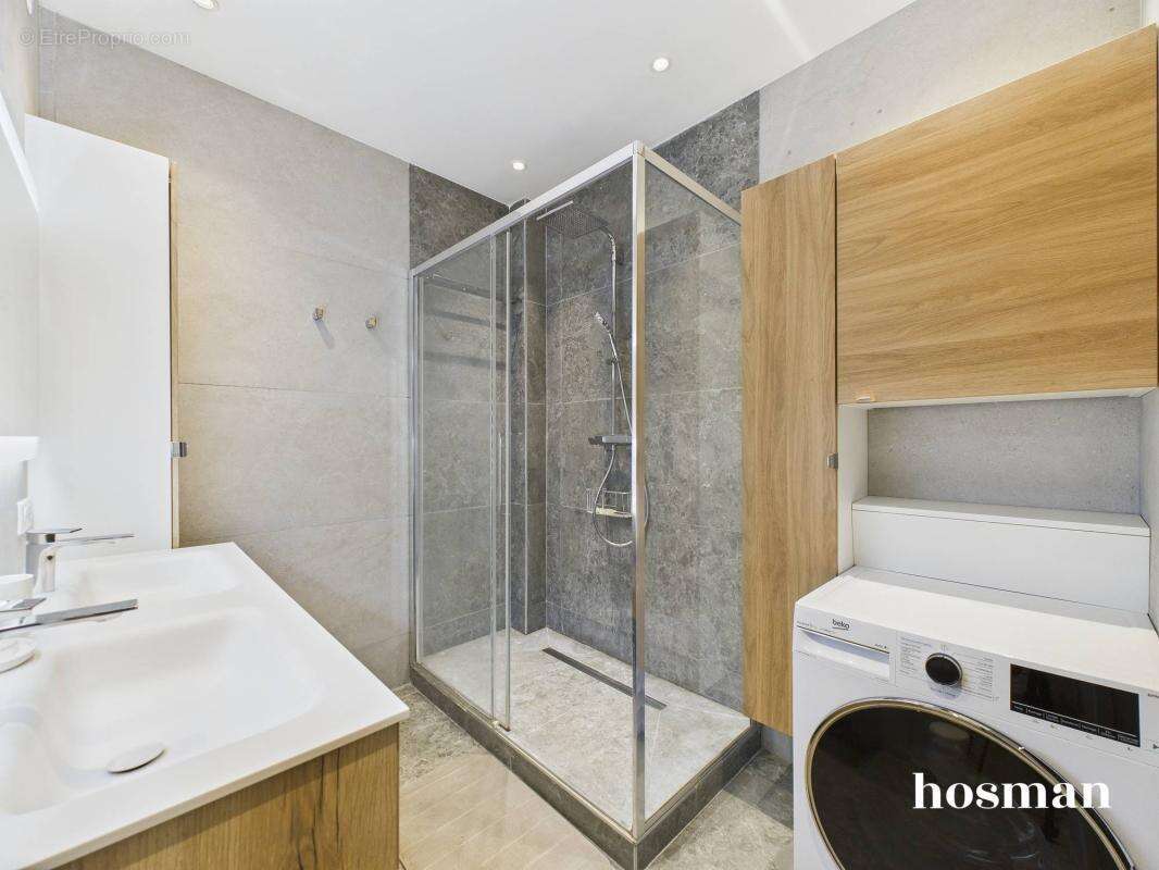 Appartement à PARIS-20E