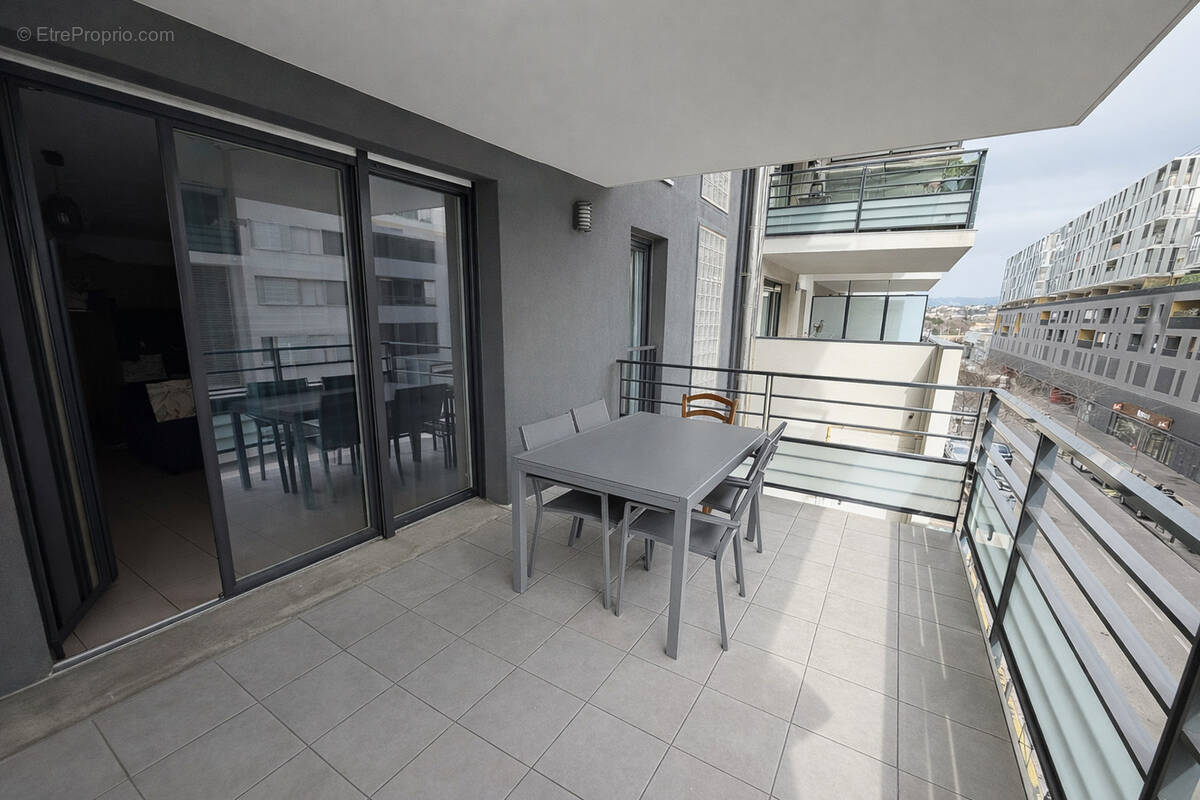 Appartement à MARSEILLE-10E