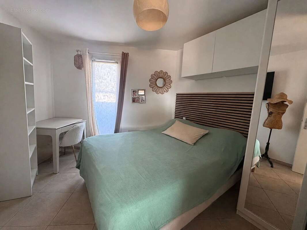 À vendre maillane, appartement 3 pièces, extérieur, parking - photo 3