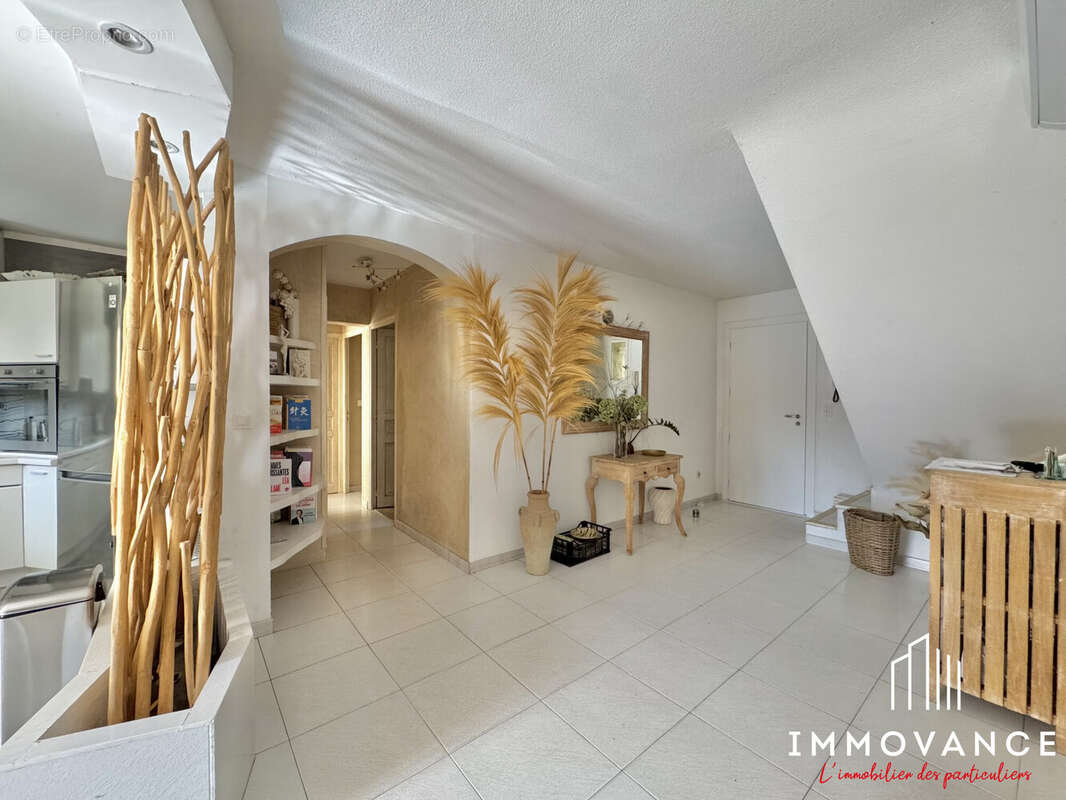 Maison à SUSSARGUES