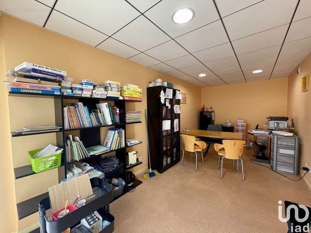 Photo 5 - Commerce à JARRIE