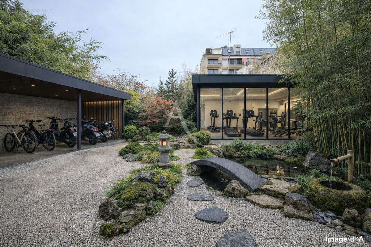 Immeuble maison sur Alfortville de 350 m²  habitable avec une cour de 250m² - photo 2