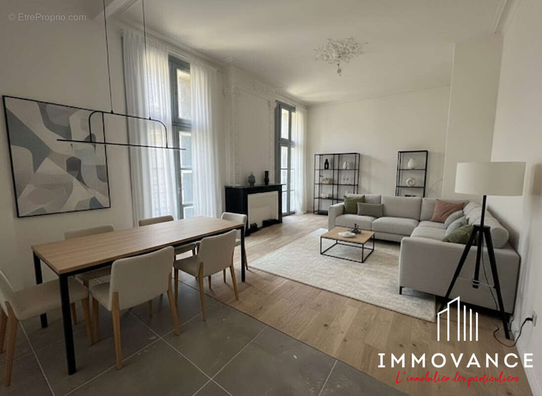 Appartement à VALERGUES