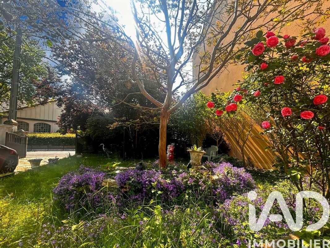 Photo 2 - Maison à SAVIGNY-SUR-ORGE