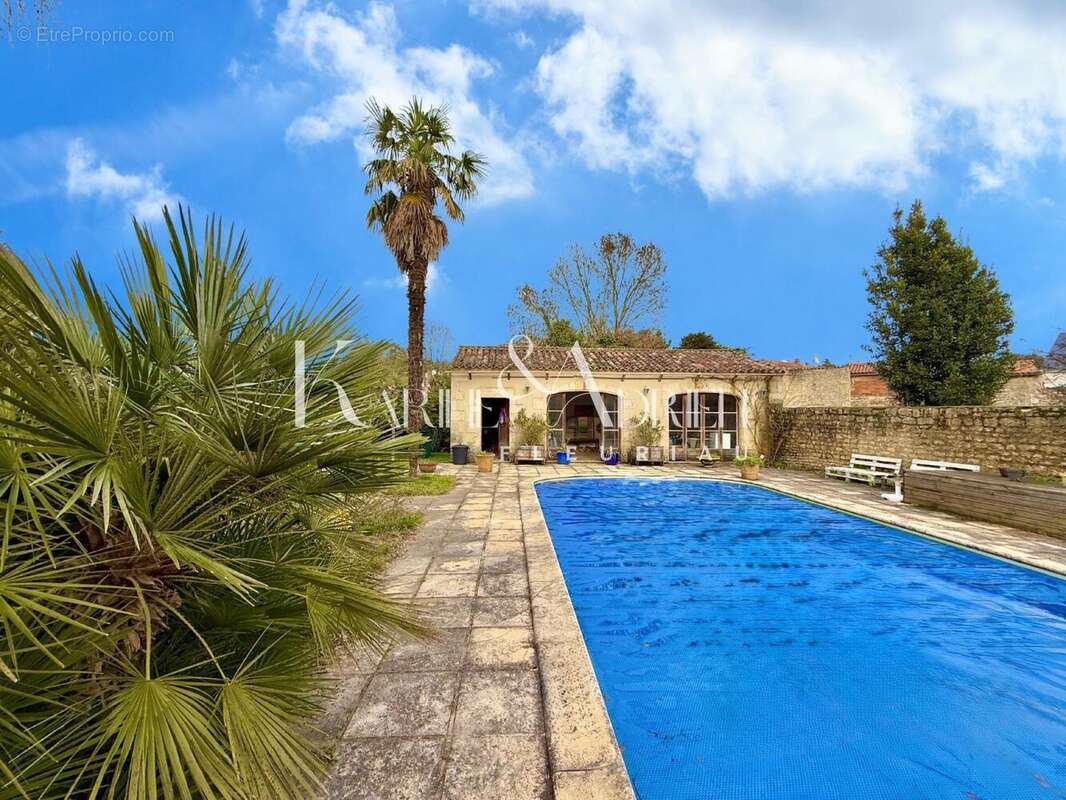 Photo 2 - Maison à FONTENAY-LE-COMTE