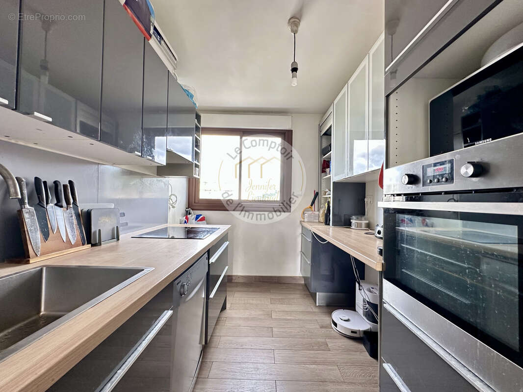 Appartement à MARSEILLE-9E