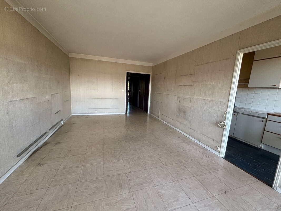 Appartement à LYON-9E