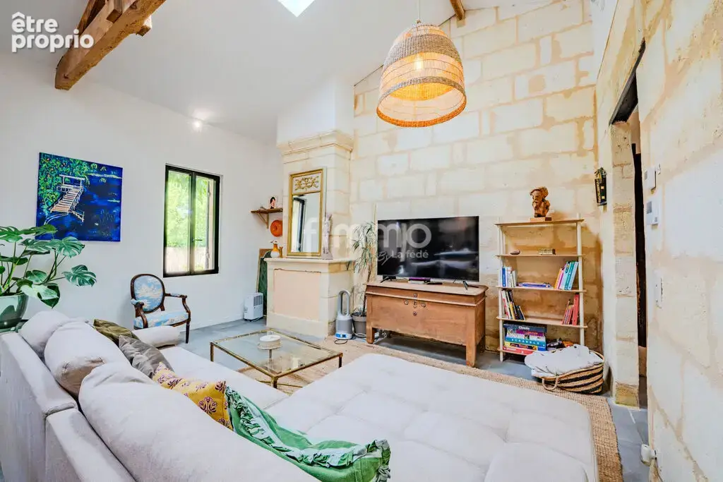 Maison en pierre de plain-pied entièrement rénovée - photo 2