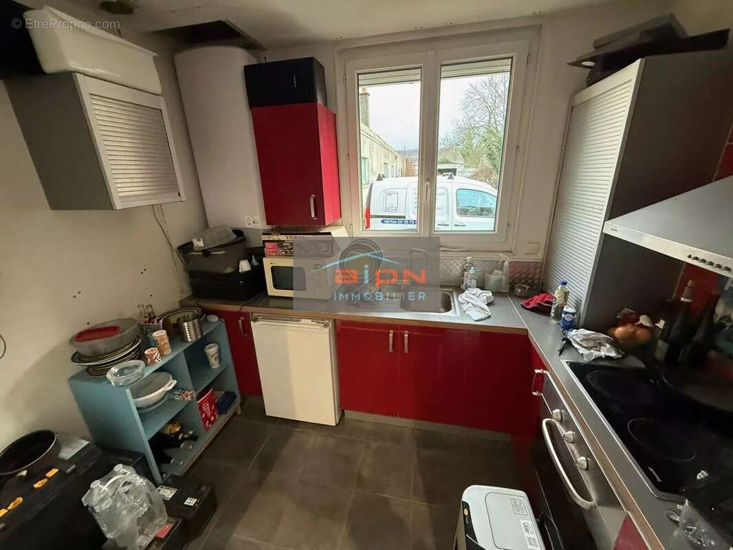 Commerce à SOTTEVILLE-LES-ROUEN