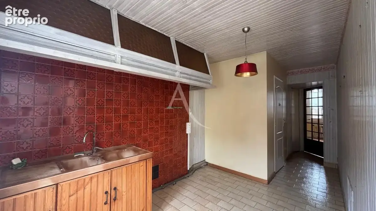 Maison de Caractère à rénover - Quartier ZOLA / SAINT CLAIR - photo 5